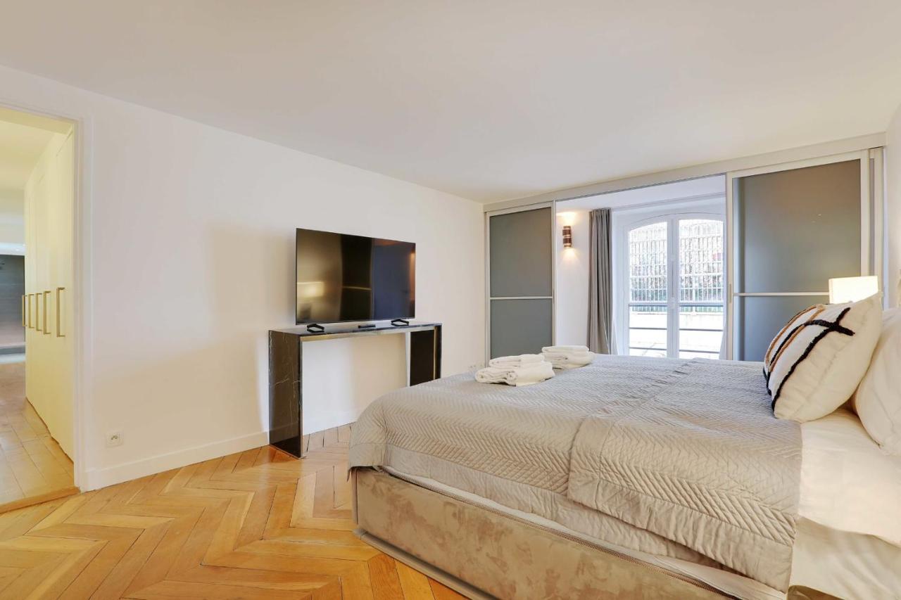 Elegant Apartment - 2Bd-6P - Avenue Montaigne Paris Exterior foto